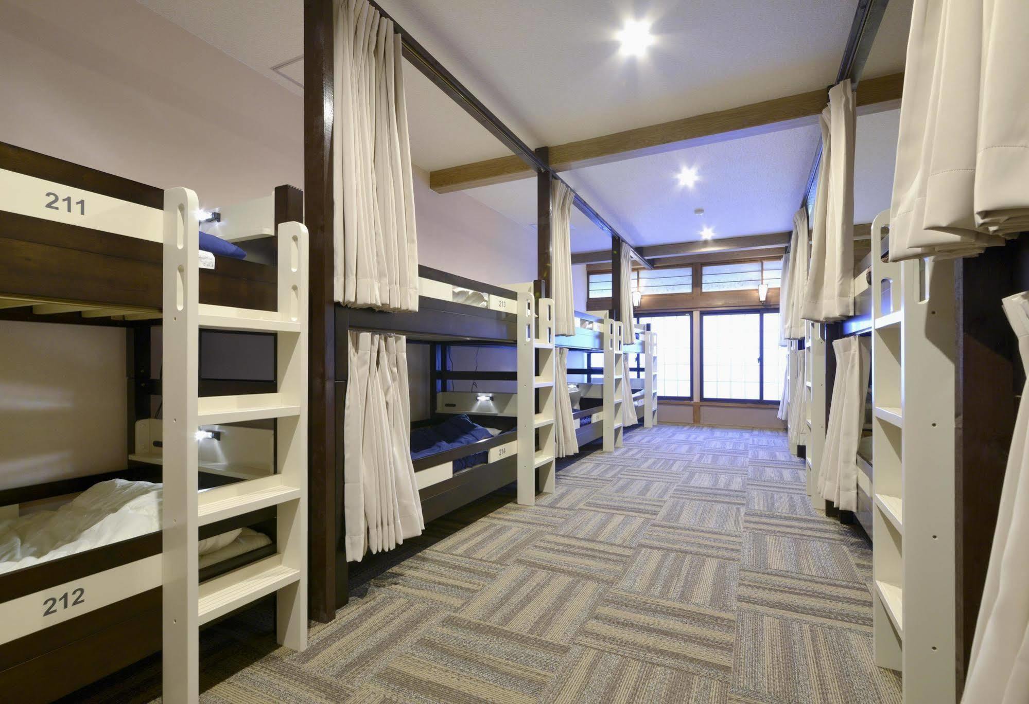 Zen Hostel Яманучи Екстериор снимка