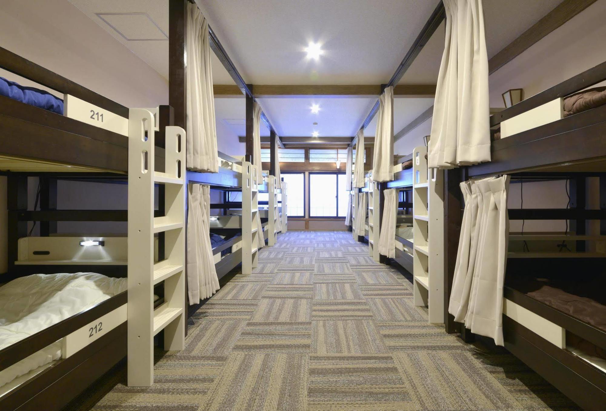 Zen Hostel Яманучи Екстериор снимка